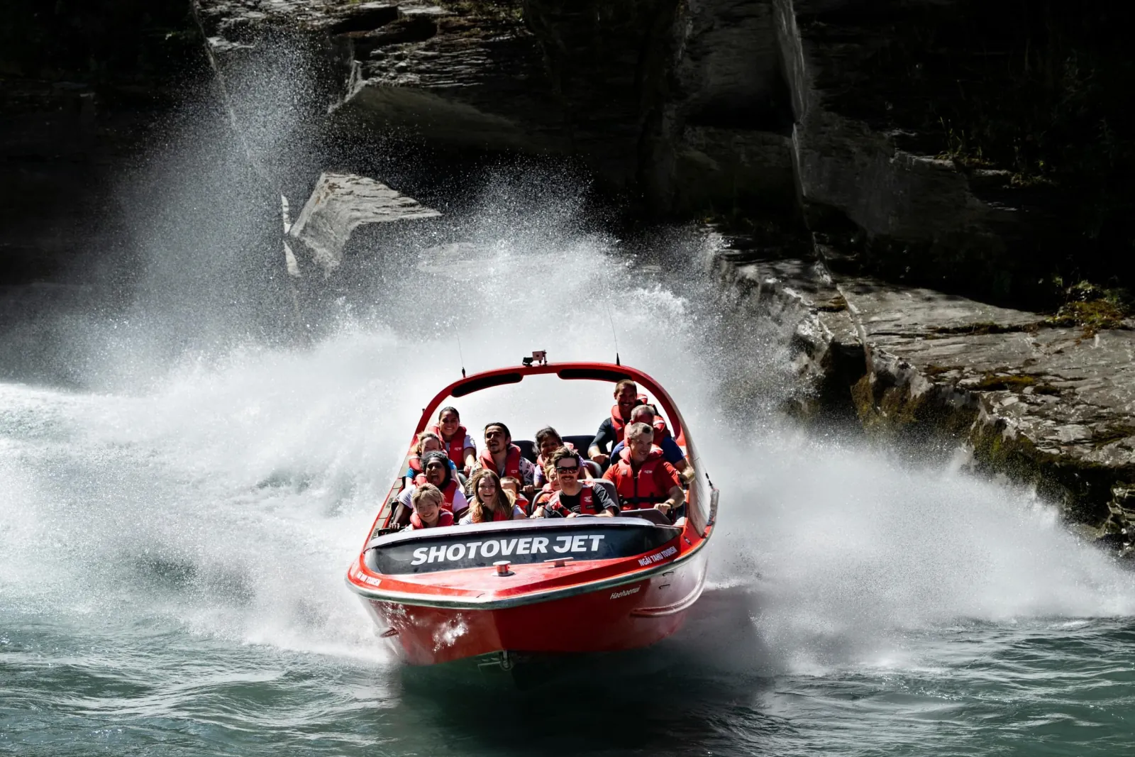Queenstown: Shotover River Extreme Jet Boat Experience - photo 1